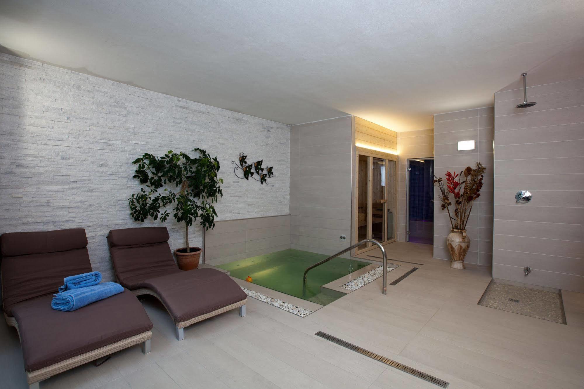 Hotel Residence Villa Del Mare ريميني المظهر الخارجي الصورة